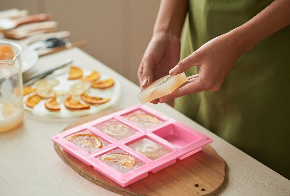 Мыловарение для души: авторские техники и рецепты домашнего рукоделия - 2